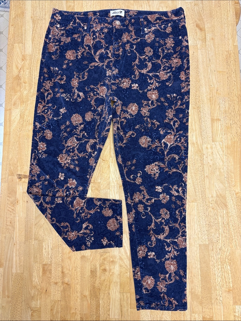 Seven7 High Rise Skinny Corduroy Pants Navy Baroque Floral Print Stretch Size 18